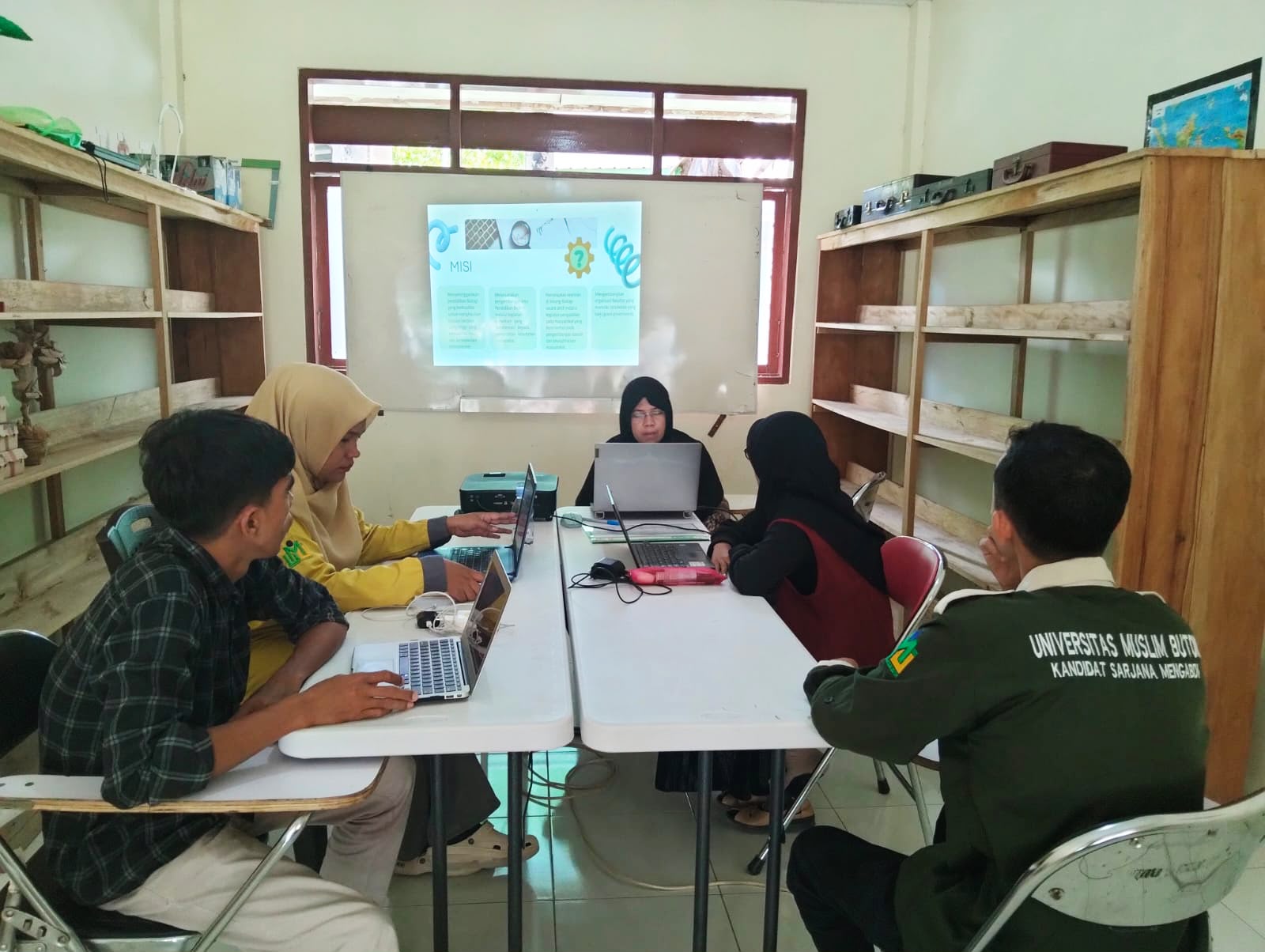 Program Studi Pendidikan Biologi Universitas Muslim Buton Gelar Rapat Implementasi RPS Berbasis OBE