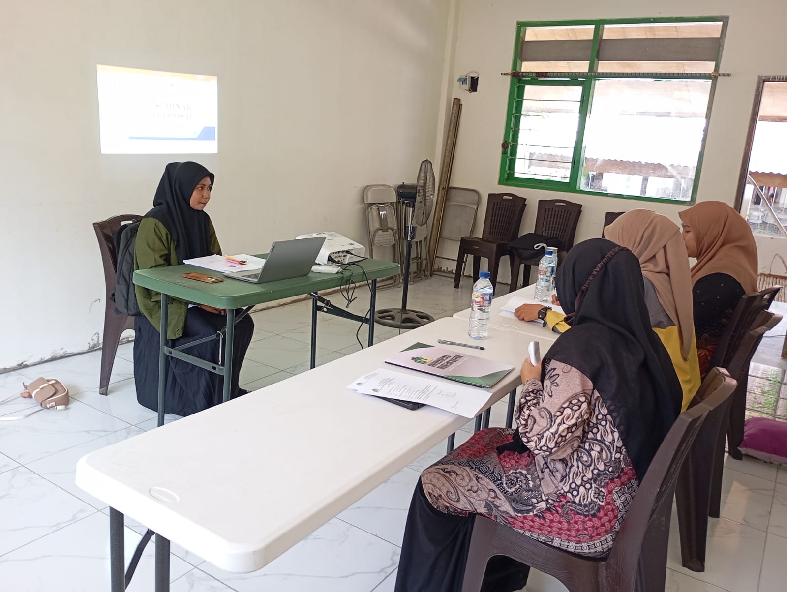 Ujian Proposal Mahasiswa Program Studi Biologi Universitas Muslim Buton