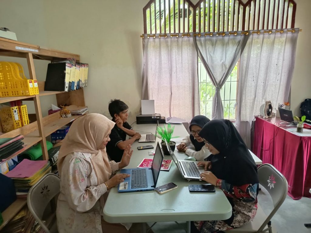 RAPAT KOORDINASI PENYUSUNAN DOKUMEN PERSIAPAN AKREDITASI PROGRAM STUDI PENDIDIKAN BIOLOGI